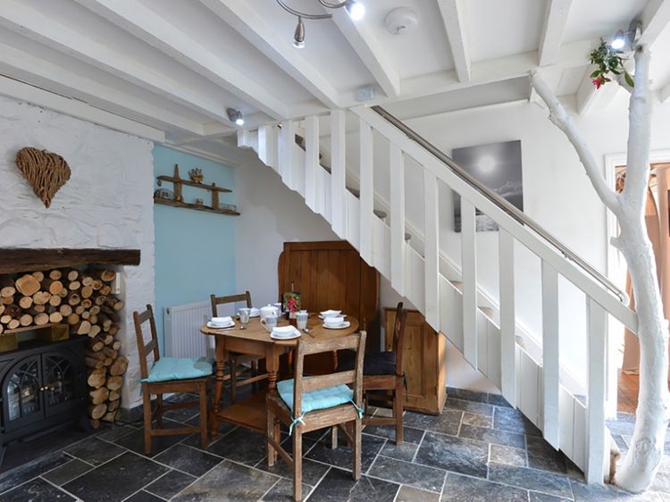 Rhianfa Cottage, listing photograph 2