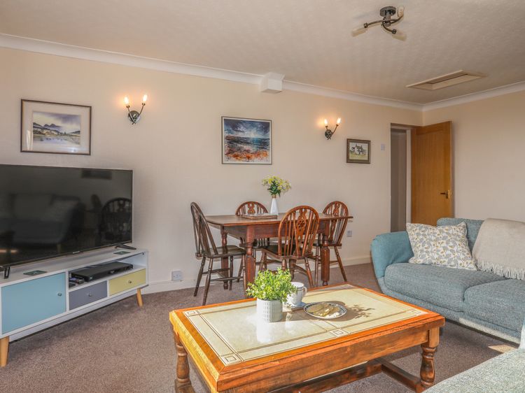 Tan Twr Farm Cottage, listing photograph 10