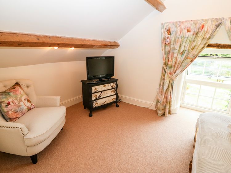 The Little Coach House, listing photograph 8