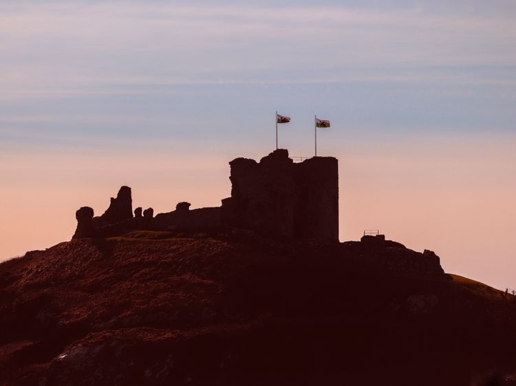 The Towers - Llyn, listing photograph 7