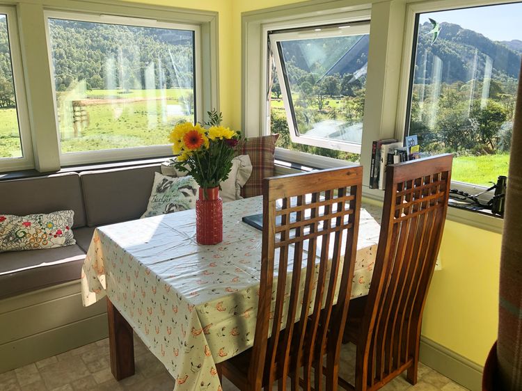 Nan's Cottage, listing photograph 9
