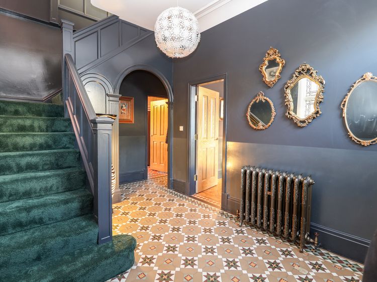 Livingstone House, listing photograph 5