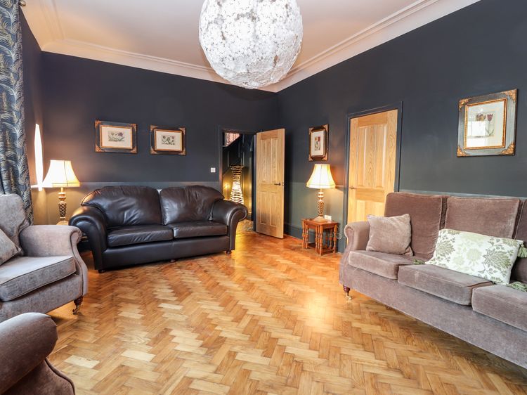 Livingstone House, listing photograph 8