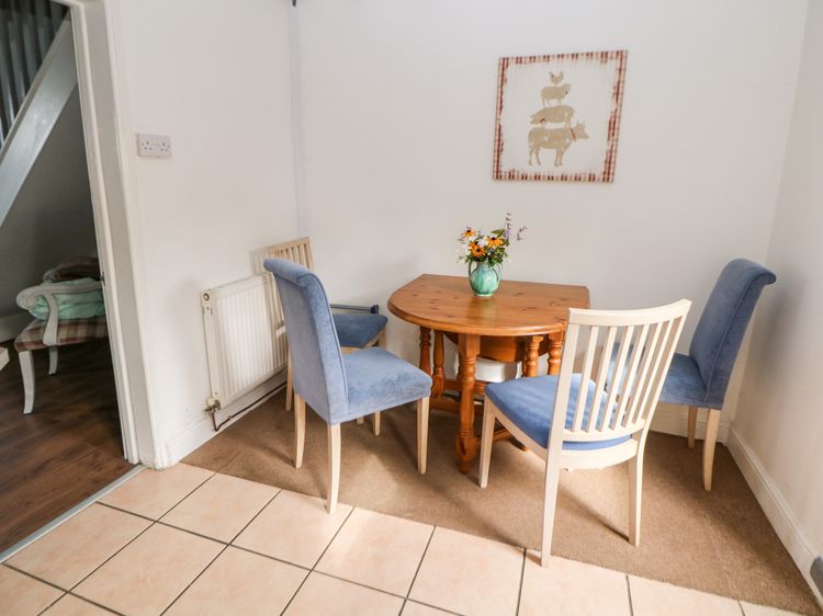 Beas Cottage, listing photograph 8
