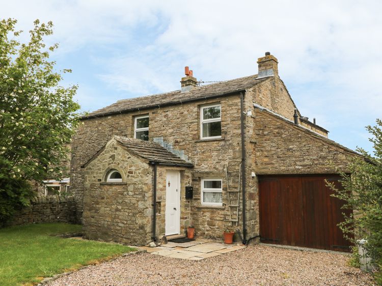 Barn House, listing photograph 2