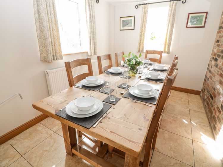 The Farmhouse, listing photograph 12