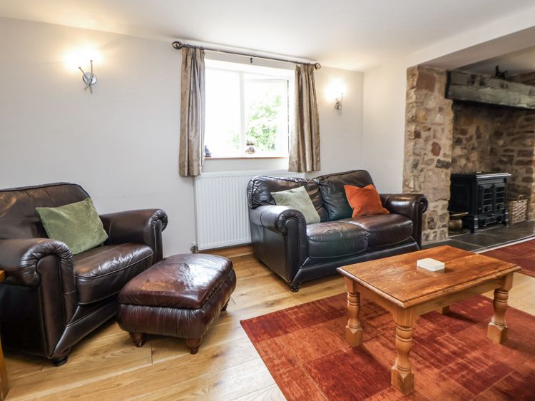 The Farmhouse, listing photograph 8