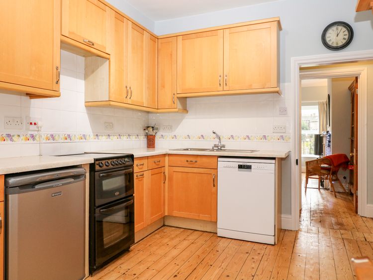 Spring Bank Cottage, listing photograph 11
