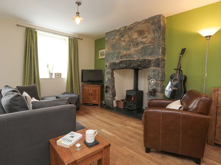 Celynfa, listing photograph 5