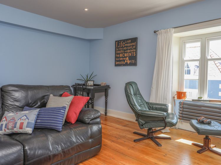 Gadlys House - Beau View, listing photograph 6