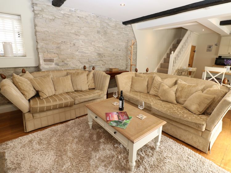 White Swan Cottage, listing photograph 4