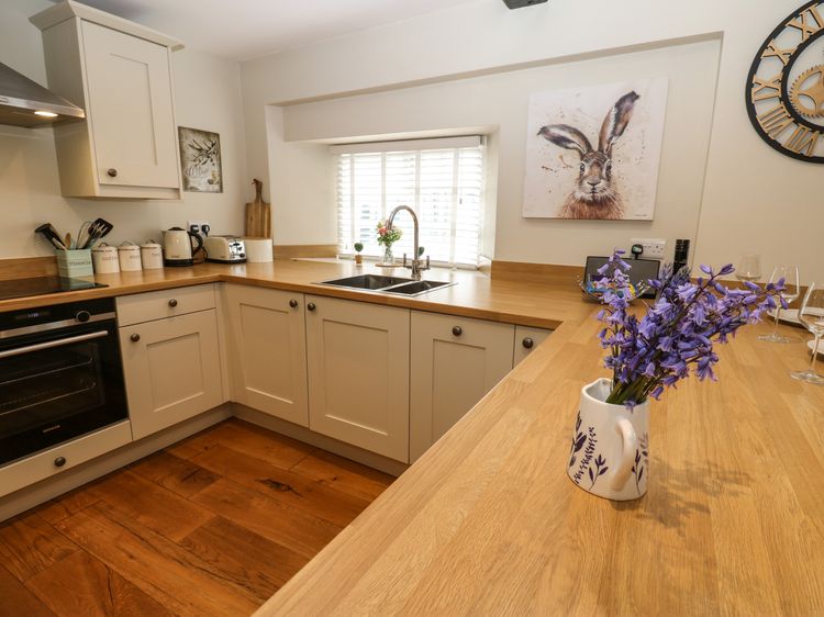 White Swan Cottage, listing photograph 8