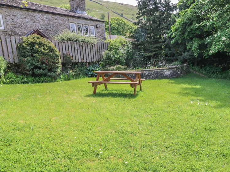 Dale View, listing photograph 10