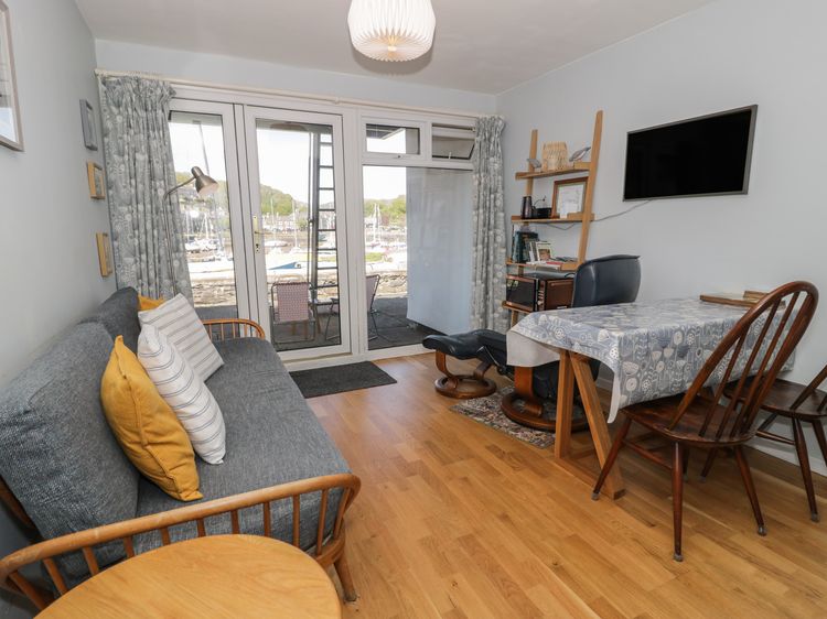 56C South Snowdon Wharf, listing photograph 2