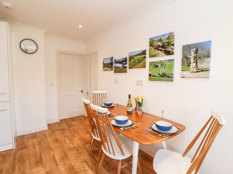 Daisy Cottage, listing photograph 6