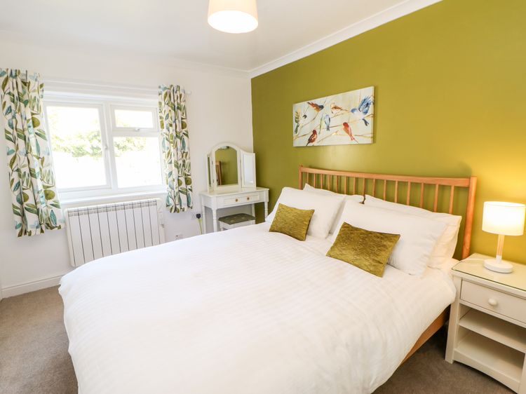 Daisy Cottage, listing photograph 11