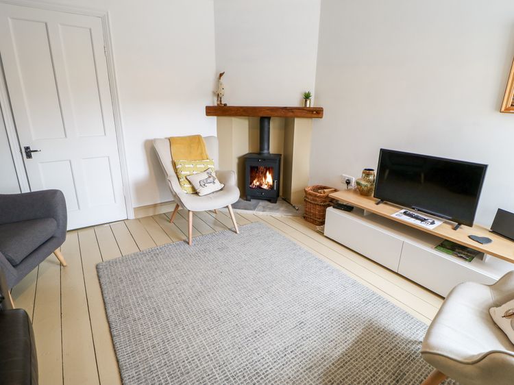 Daisy Cottage, listing photograph 3