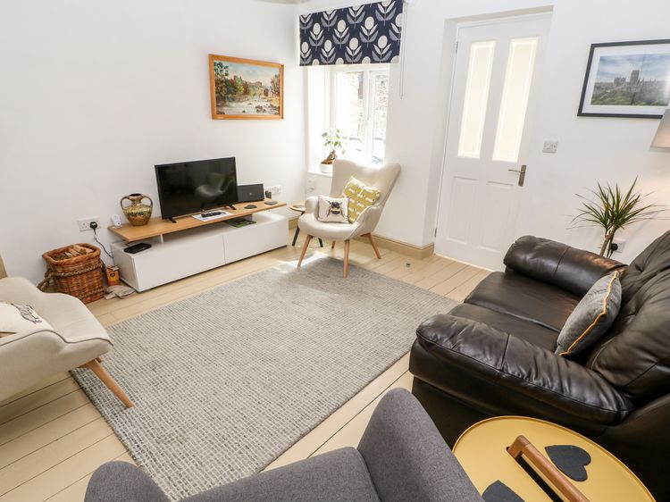 Daisy Cottage, listing photograph 4