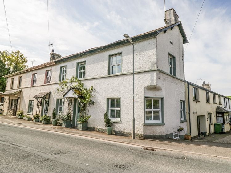 75 Station Road, listing photograph 2