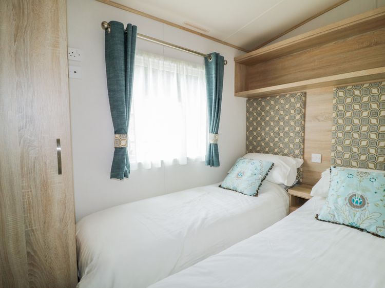 The Hideaway, listing photograph 11