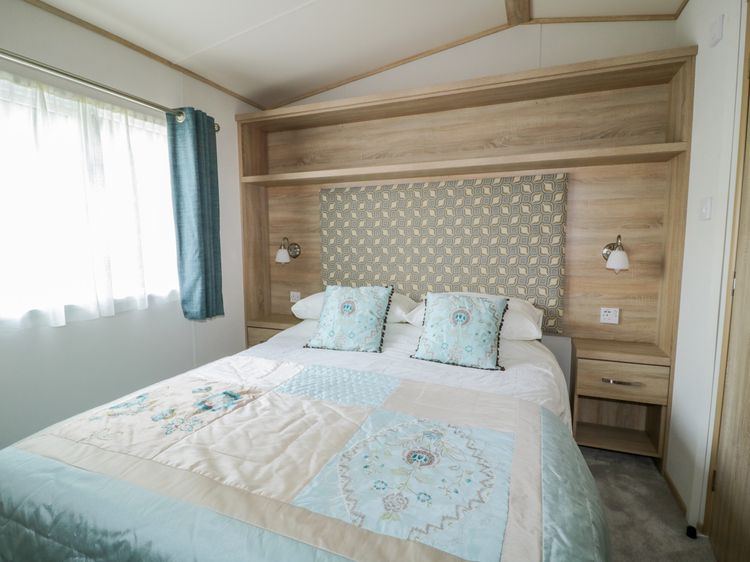 The Hideaway, listing photograph 12