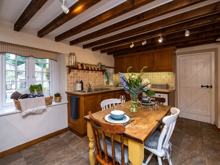 Pemba Cottage, listing photograph 12