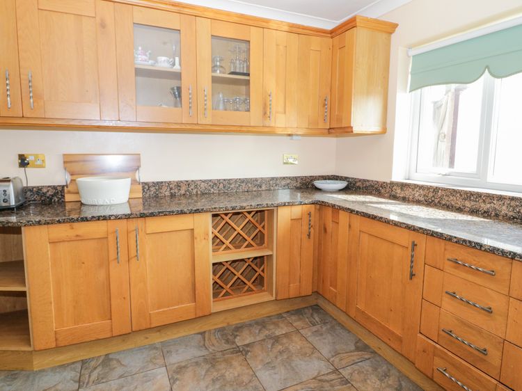 Glan Gors, listing photograph 12