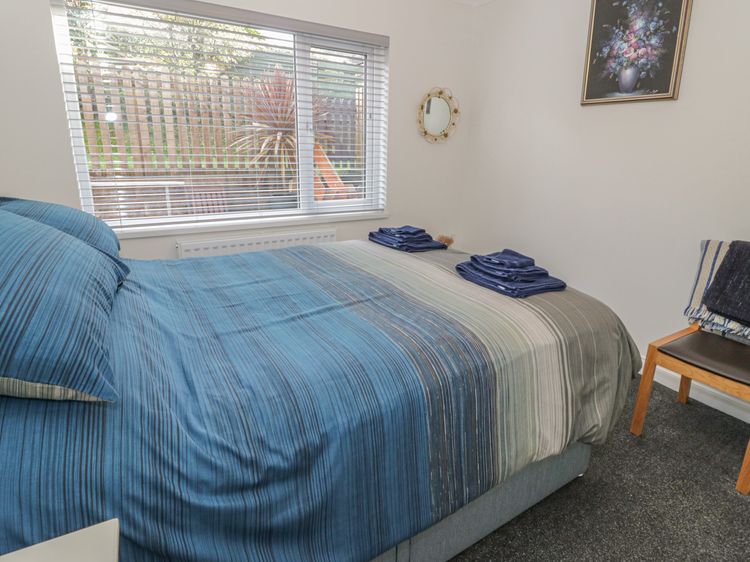 The Nook, listing photograph 9