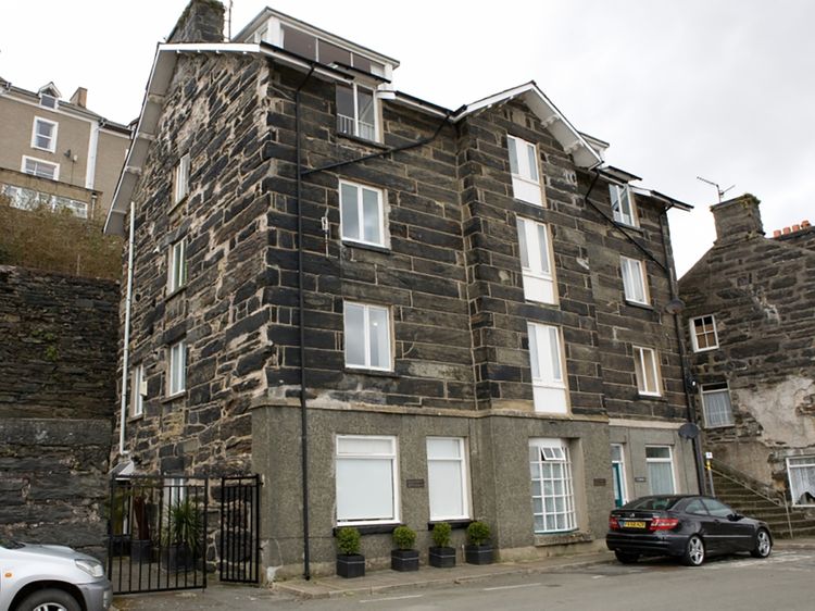 The Old Cornhill, listing photograph 3