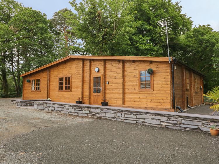 Bryn Derwen Lodge, listing photograph 2