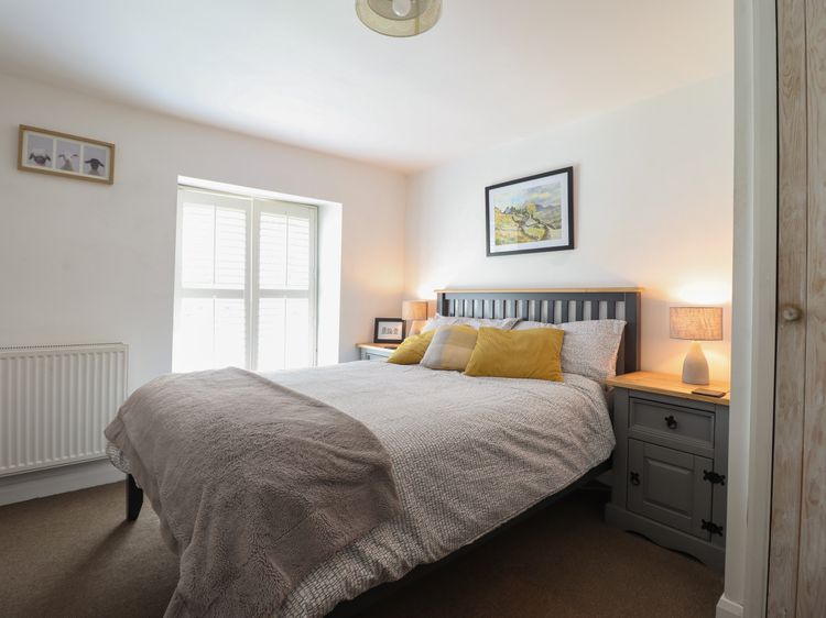 3 Barlwyd Terrace, listing photograph 10