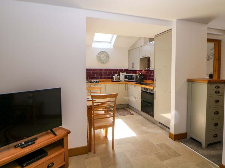 The Nest, listing photograph 8
