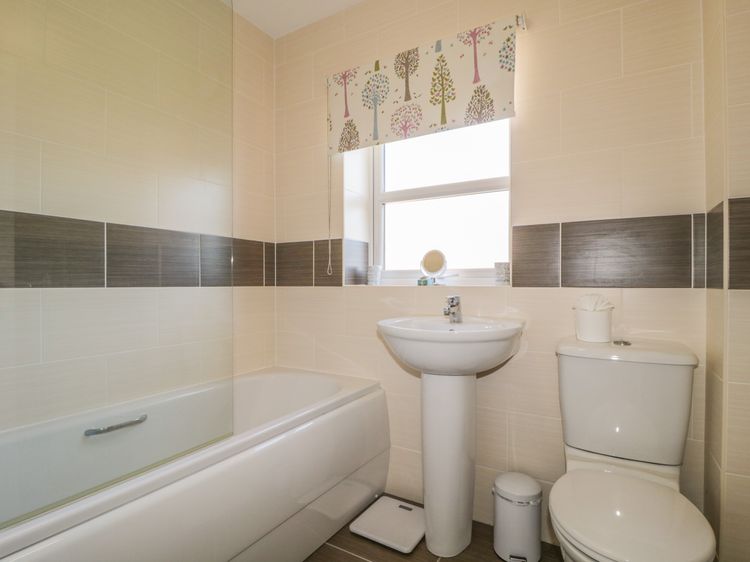 Rowan Cottage, listing photograph 9