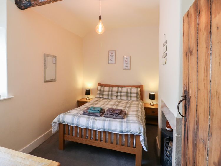Milford Cottage, listing photograph 7