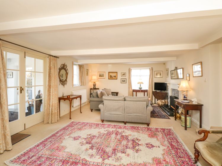 The White House, listing photograph 7