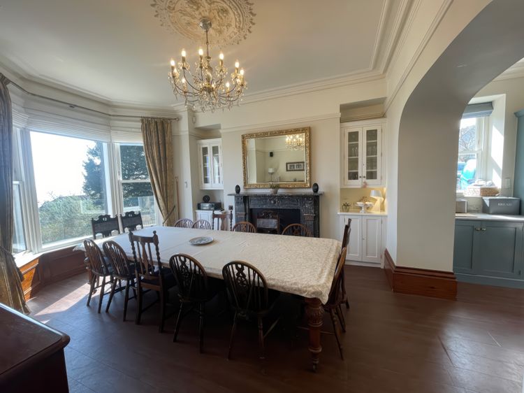 Victoria Mount, listing photograph 6