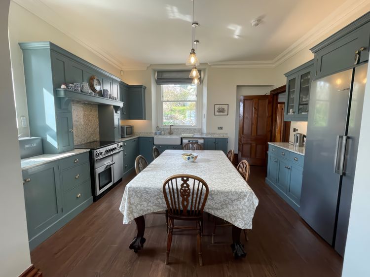 Victoria Mount, listing photograph 8