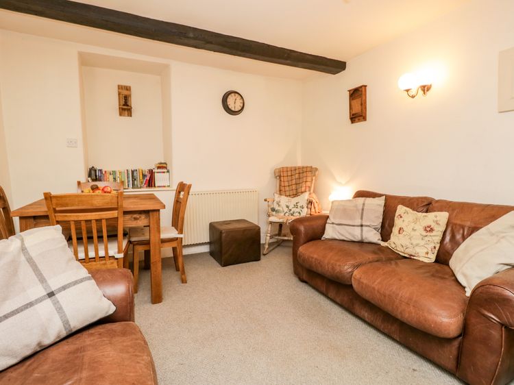Beckfold Cottage, listing photograph 4