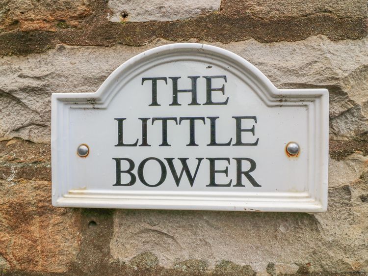 The Little Bower, listing photograph 3