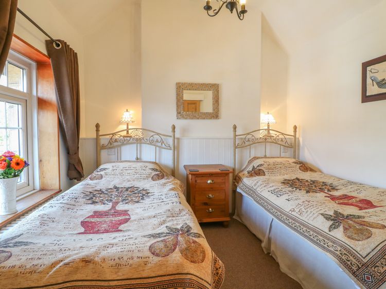 Lees Moor Cottage, listing photograph 10
