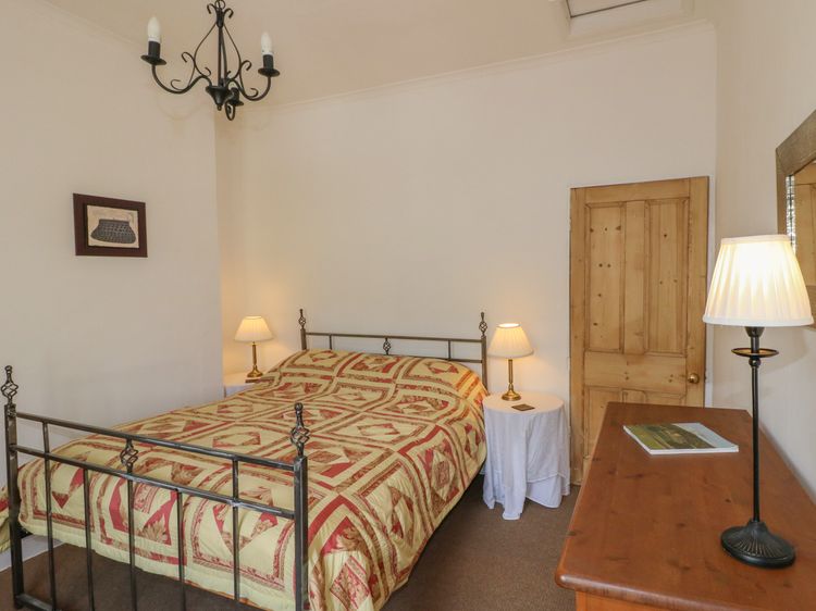Lees Moor Cottage, listing photograph 12