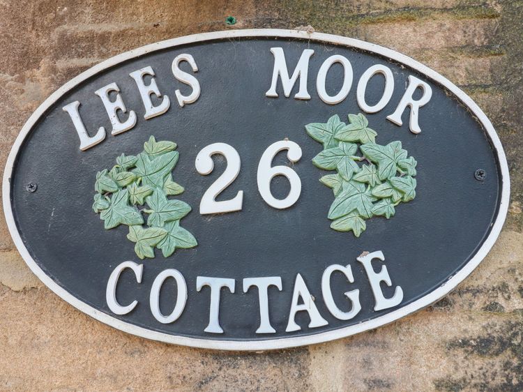 Lees Moor Cottage, listing photograph 2