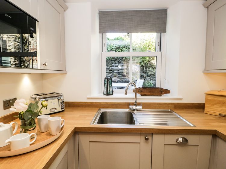 Snowdrop Cottage, listing photograph 11