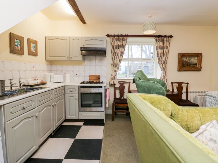 Longlands The Coach House, listing photograph 9