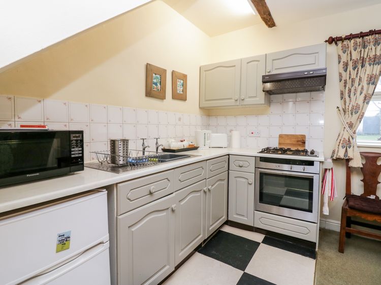 Longlands The Coach House, listing photograph 10