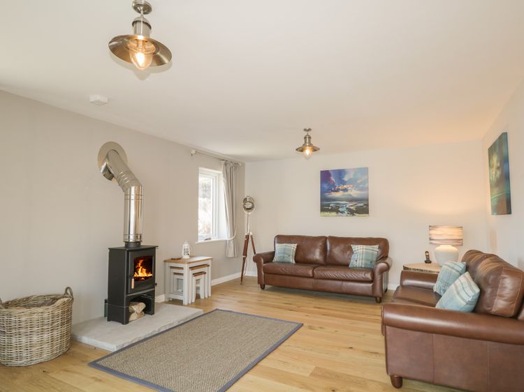 Cuillin Shores, listing photograph 4