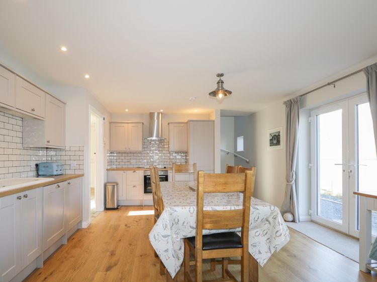 Cuillin Shores, listing photograph 12