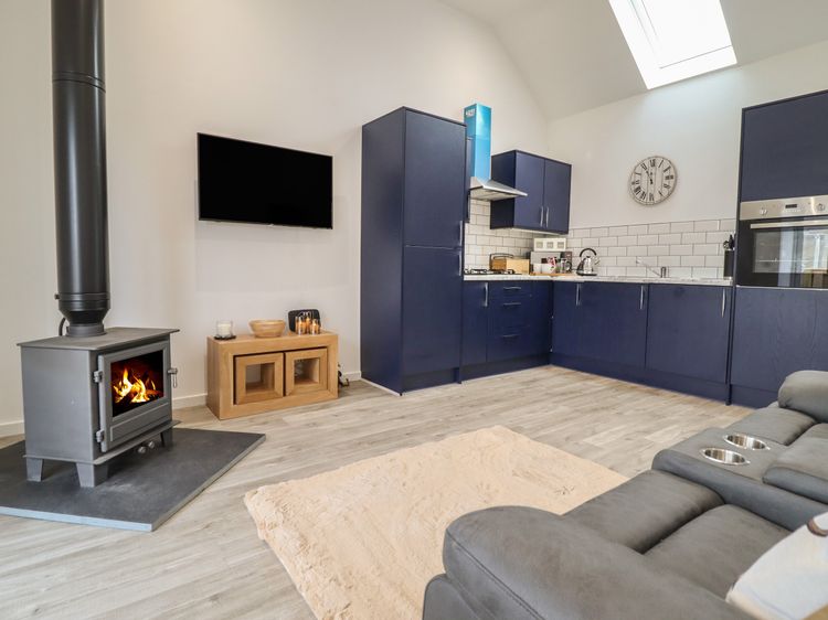 3 Mountain View, listing photograph 6