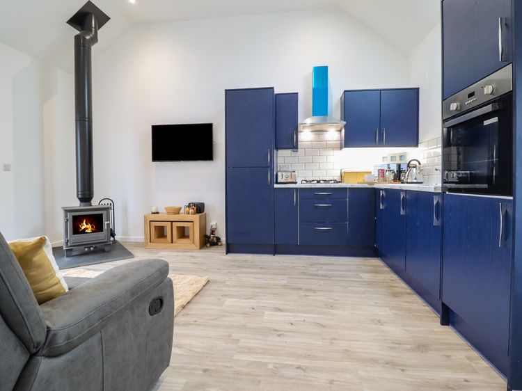 3 Mountain View, listing photograph 11