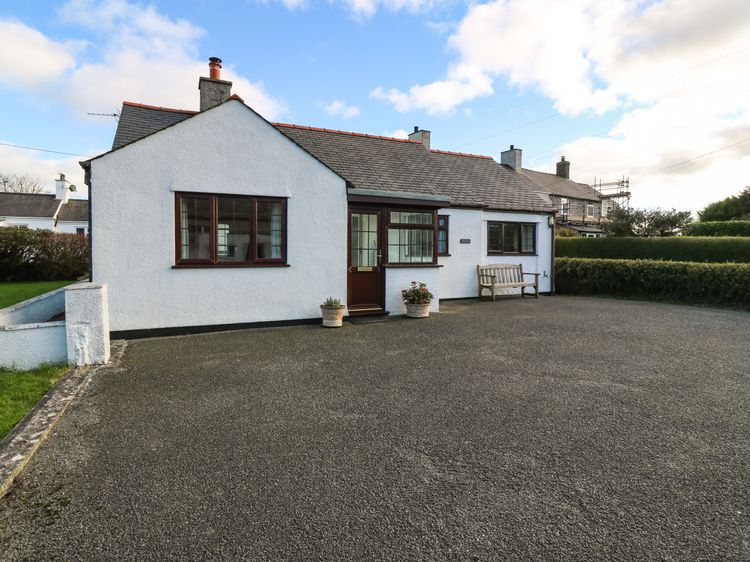 Penllwyn, listing photograph 4